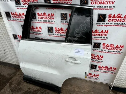 Volkswagen Tiguan Sol Arka Kapı çıkma parça