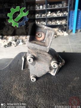 Citroen Berlingo Motor Braketi 96285843 çıkma parça