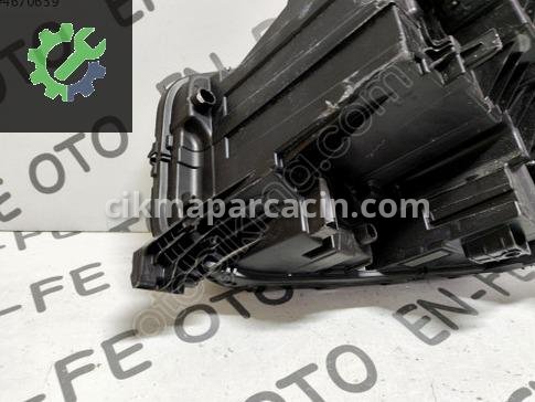 Citroen Berlingo Sağ Ön Far 202420252026 çıkma parça