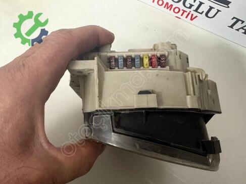 Citroen C1 Gösterge Saati çıkma parça