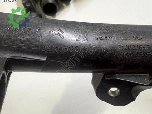 Citroen C4 İntercooler Hortumu 9810958380 çıkma parça