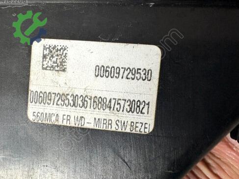 Citroen C4 Cam Düğmesi 0609729530 çıkma parça