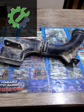 Peugeot 106 Hava Filtresi Hortumu 9628477080 çıkma parça