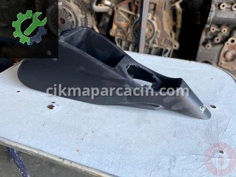 Citroen Saxo Orta Konsol çıkma parça