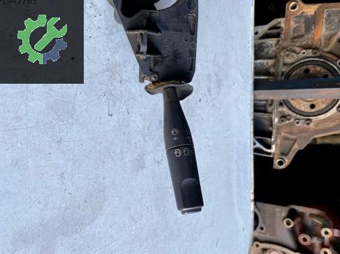 Citroen Saxo Sinyal Kolu çıkma parça