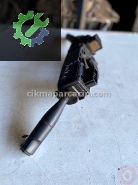 Citroen Saxo Sinyal Kolu çıkma parça