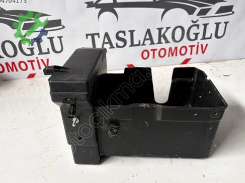 Citroen Xsara Akü çıkma parça