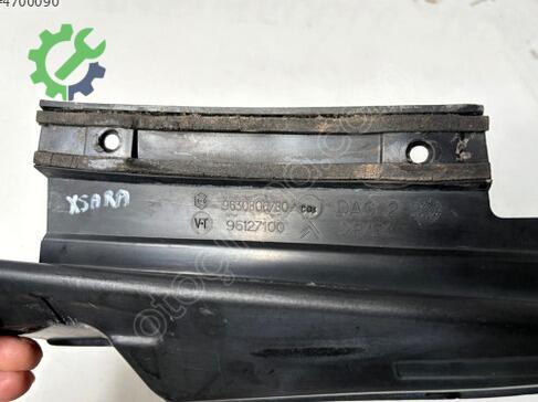 Citroen Xsara Ön Cam Izgarası çıkma parça
