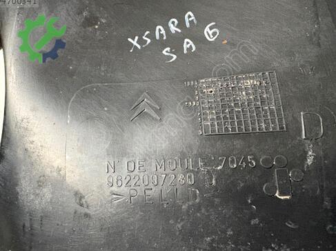 Citroen Xsara Davlumbaz 9622097280 çıkma parça