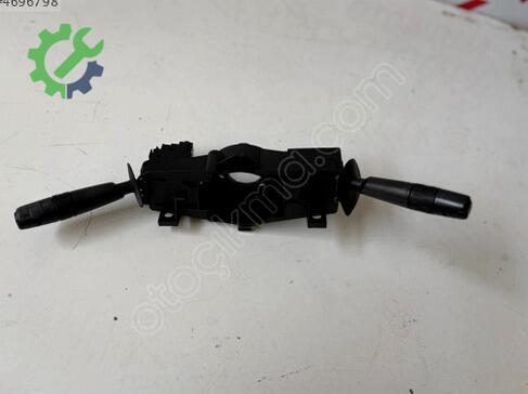 Citroen Xsara Silecek Kolu çıkma parça