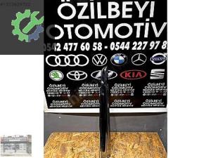 cıtroen ds5 sag arka kapı bandı
