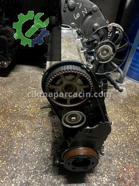 Audi A3 Silindir Kapağı çıkma parça