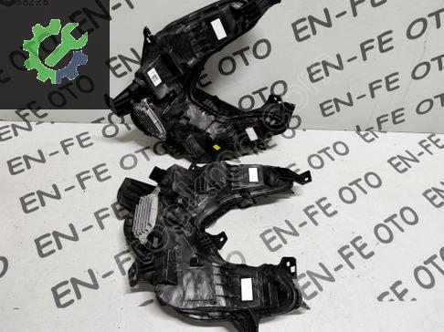 Renault Clio Sol Ön Far 266007946R çıkma parça