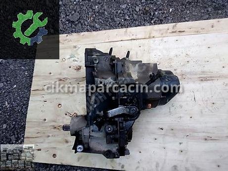 Renault Clio Şanzıman Komple çıkma parça