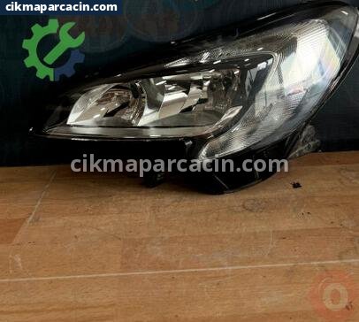 Opel Corsa Sol Ön Far çıkma parça