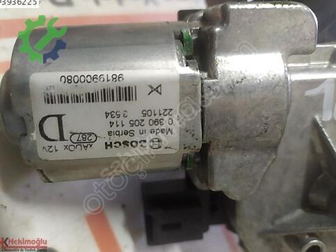 Opel Corsa 0390205114 çıkma parça
