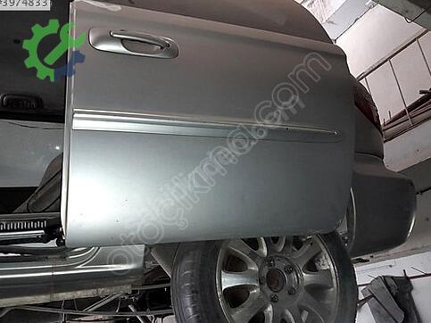 Chrysler Voyager Kapı çıkma parça