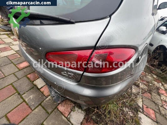 Alfa Romeo GT Stop çıkma parça