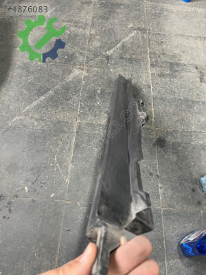Renault Master Radyatör Ayağı 214760020R çıkma parça