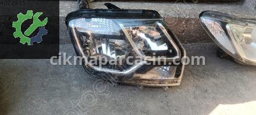 Dacia Duster Sağ Ön Far çıkma parça