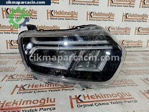 Dacia Duster Sağ Ön Far çıkma parça