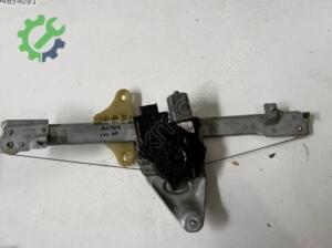 Dacia Duster Orijinal Çıkma Sol Ön Kapı 807217664R