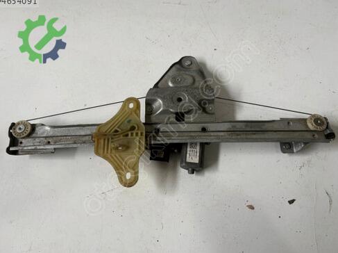 Dacia Duster Sol Ön Kapı 807217664R çıkma parça