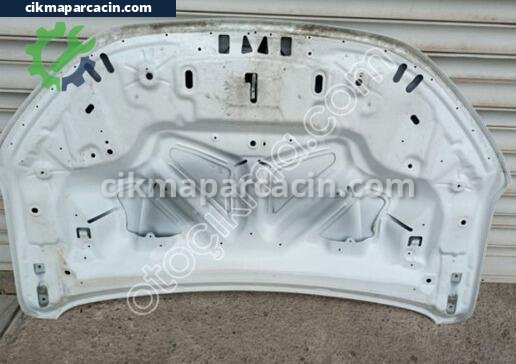 Dacia Sandero Kaput çıkma parça