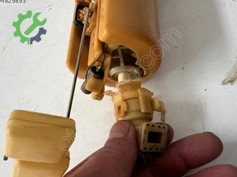 Daewoo Nubira Yakıt Şamandırası çıkma parça