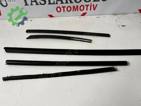 Daihatsu Sirion Trim çıkma parça