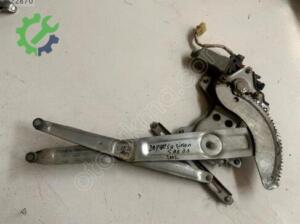 Daihatsu Sirion 2000-2002 Çıkma Sağ Ön Kapı 0621009051