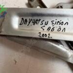 Daihatsu Sirion 2000-2002 Çıkma Sağ Ön Kapı 0621009051