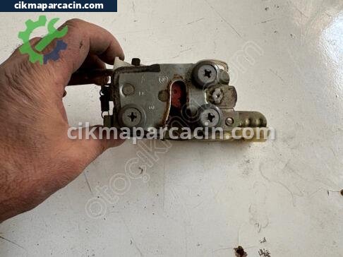 Daihatsu Sirion Kapı Kilidi çıkma parça
