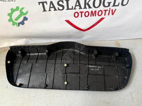 Daihatsu Yrv Döşeme 6775197401 çıkma parça