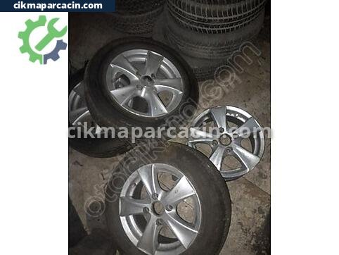 Ford Escort Çelik Jant çıkma parça