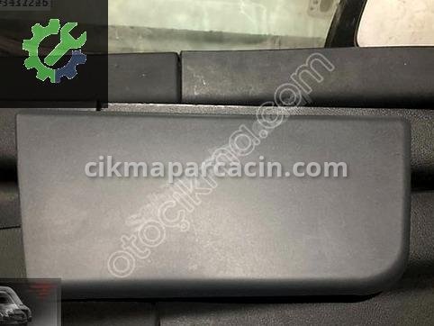 Fiat Punto Kapı Çıtası çıkma parça