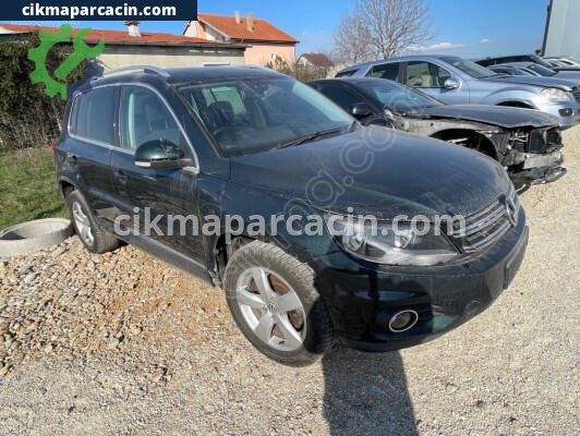 Volkswagen Tiguan Far çıkma parça