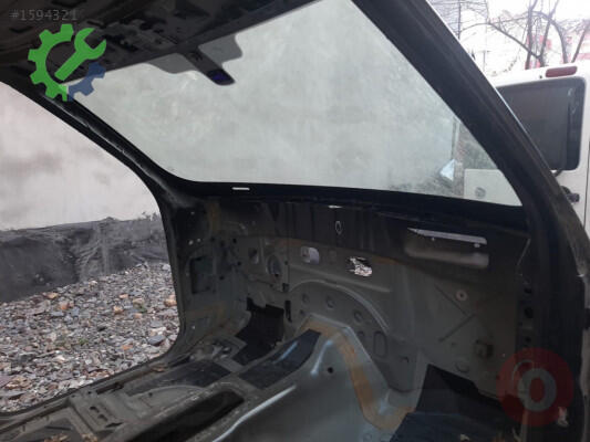Land Rover Range Rover Ön Cam çıkma parça
