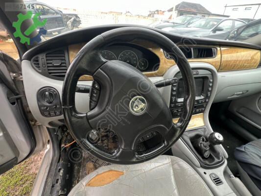 Jaguar X-Type Torpido çıkma parça