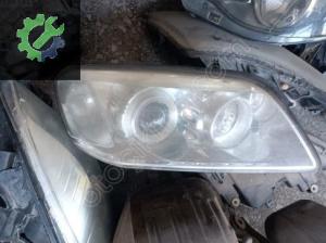 Eski kasa Chevrolet Captiva sağ far