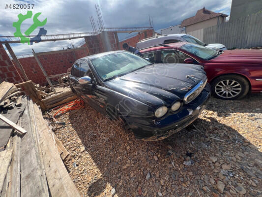 Jaguar X-Type Torpido çıkma parça