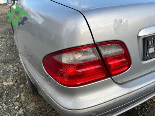 Mercedes-Benz C Serisi Stop çıkma parça