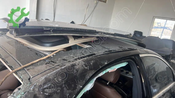 Mercedes-Benz C Serisi Sunroof çıkma parça