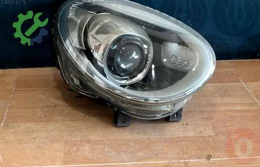Fiat 500 Sağ Ön Far çıkma parça