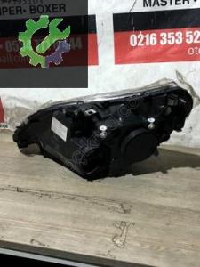 Fiat Ducato Çıkma Orjinal Sağ Ön Far (2. Adet)