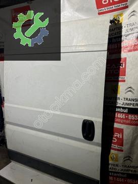 Fiat Ducato Hasarsız Çıkma Orjinal Sağ Sürgülü Kapı
