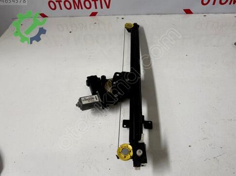 Fiat Ducato Sağ Ön Kapı 1368921080 çıkma parça