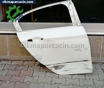 Fiat Egea Sağ Arka Kapı çıkma parça