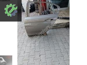 Fiat egea sol arka kapı temiz