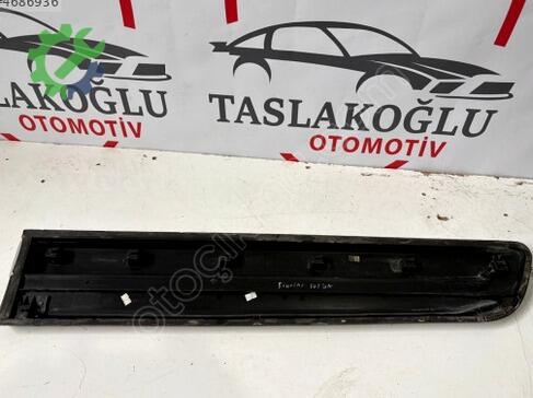Fiat Fiorino Kapı Çıtası 1313770070 çıkma parça